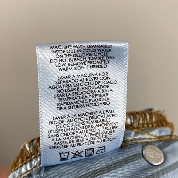 Cabi Womens Button Fly Destructed Straight Jeans Size 8 Distressed Denim - Picture 12 of 15